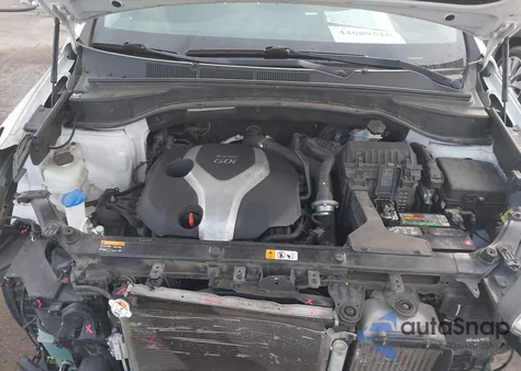 2016 Hyundai Santa Fe Sport 2.0L Turbo z USA, uszkodzony, nr VIN 5XYZWDLA4GG313364